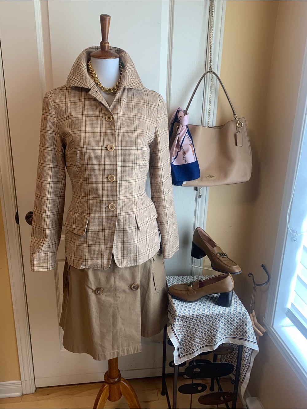 FAÇONNABLE  Equestrian Beige Plaid fitted Blazer jacket